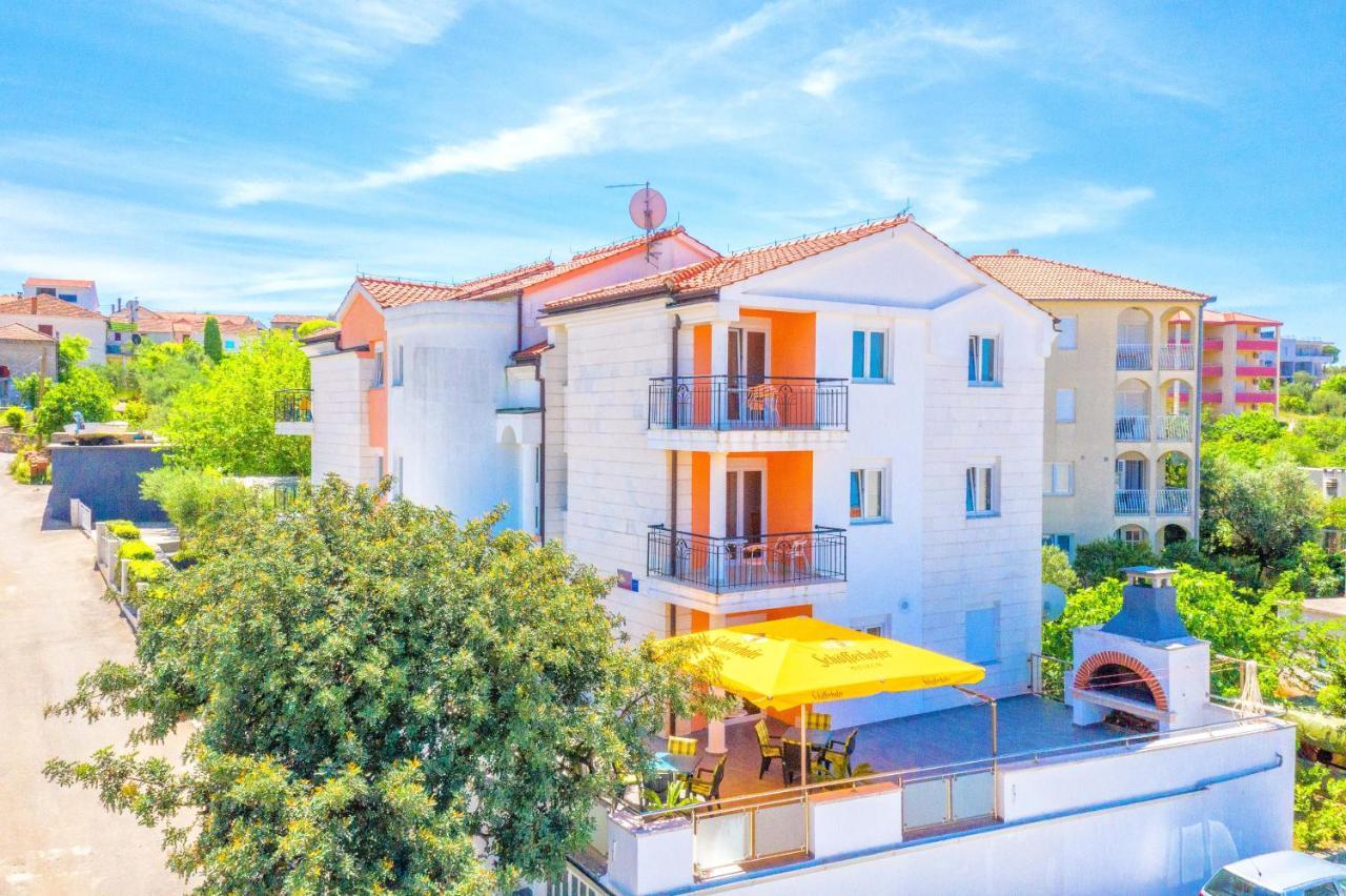Villa Mihaela Trogir Buitenkant foto