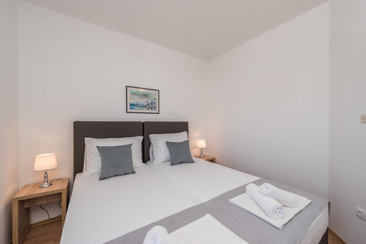 Villa Mihaela Trogir Buitenkant foto