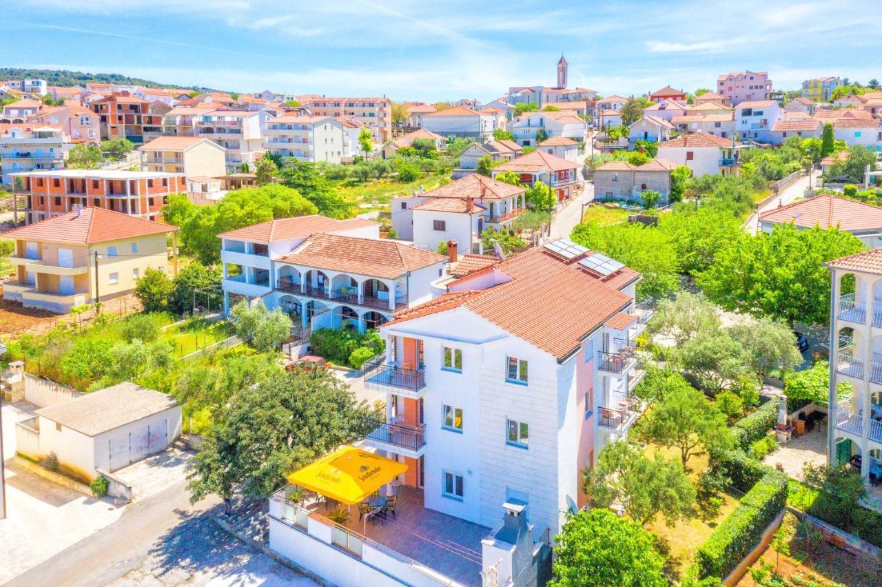 Villa Mihaela Trogir Buitenkant foto