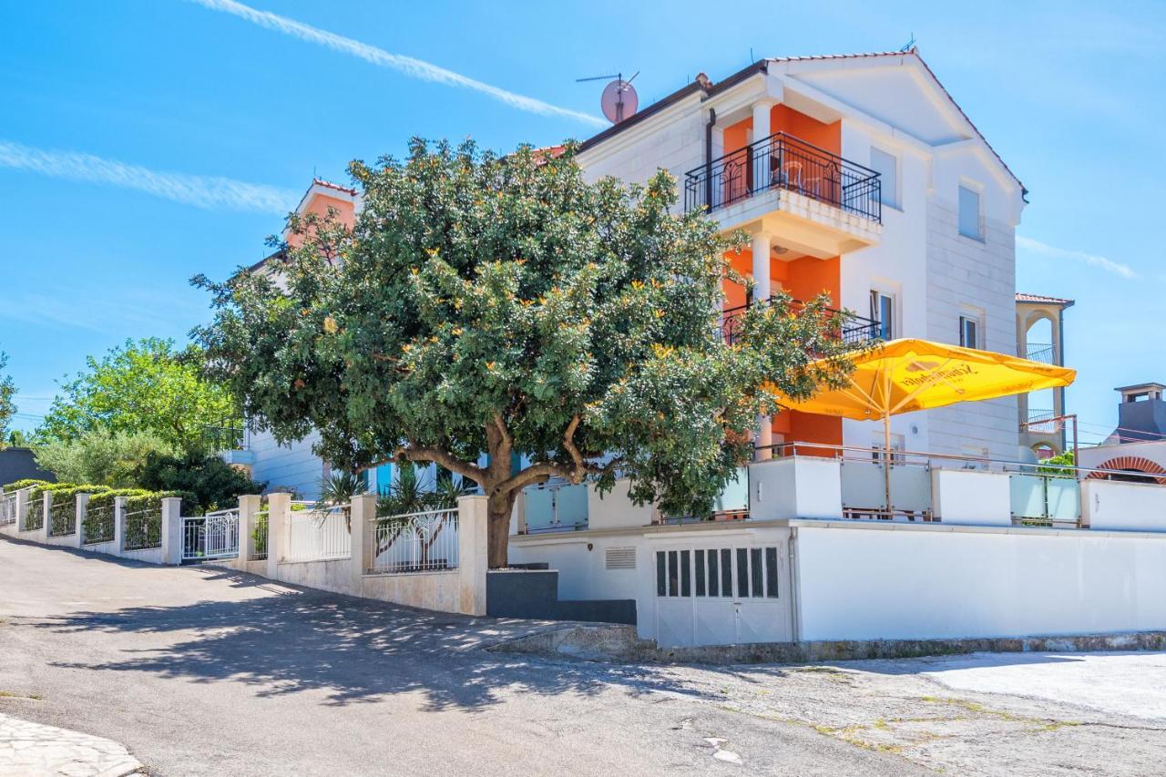 Villa Mihaela Trogir Buitenkant foto